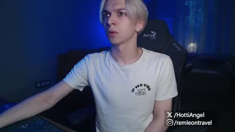 Leon online show from 06/21/26, 06:10
