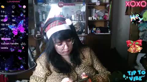 Leona Harrison online show from 12/23/24, 08:36