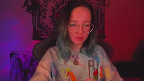 Snapshot of leona_nick chatting on 12/17/24, 05:04 leona online show from 12/17/24, 05:04