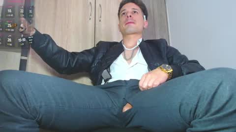 iam leonal online show from 07/14/26, 04:56