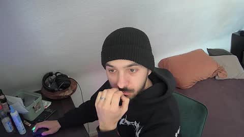 Leonardo online show from 02/02/26, 01:10