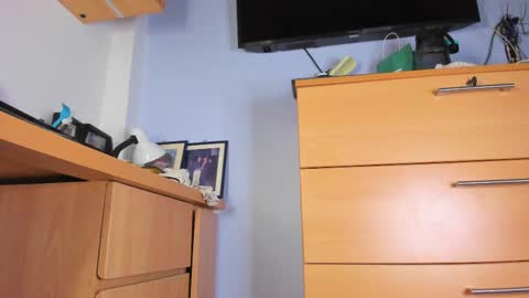 Snapshot of leonardo_sanguinnetti chatting on 06/07/26, 02:16 JOSEPH online show from 06/07/26, 02:16