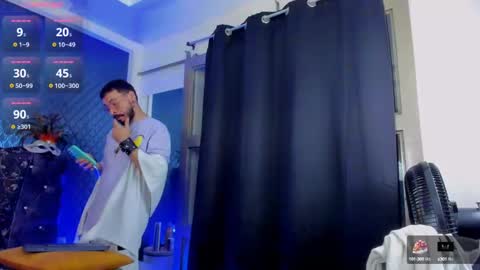 Snapshot of leondevereda_ chatting on 02/11/25, 01:52 Len online show from 02/11/25, 01:52