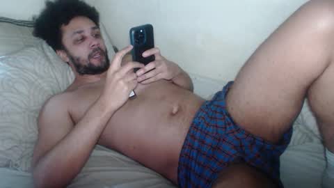 Snapshot of leonevans33 chatting on 02/02/26, 10:36 LSE online show from 02/02/26, 10:36