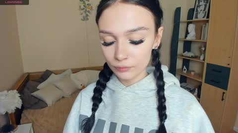 Alice online show from 04/08/26, 07:03