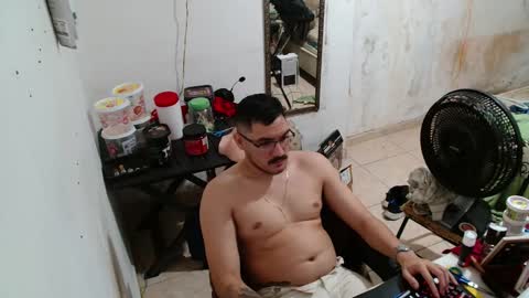 leonino231 online show from 12/22/25, 05:04