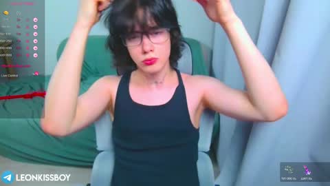 leonkissboy online show from 04/03/26, 04:49