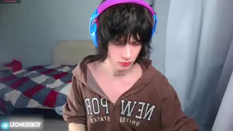 leonkissboy online show from 06/14/26, 09:55