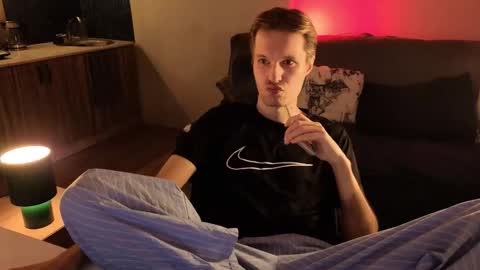 Leon online show from 02/04/26, 07:09