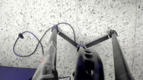 Leo  online show from 11/27/25, 04:03