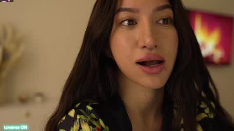 Leora online show from 01/25/25, 08:42