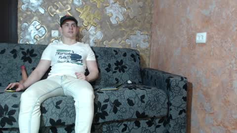 leoroman online show from 01/12/25, 01:37