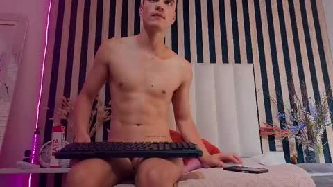leotease online show from 05/15/26, 11:45