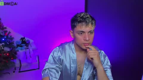 Snapshot of leotomodachi chatting on 12/21/24, 03:25 Erosmoncheri online show from 12/21/24, 03:25