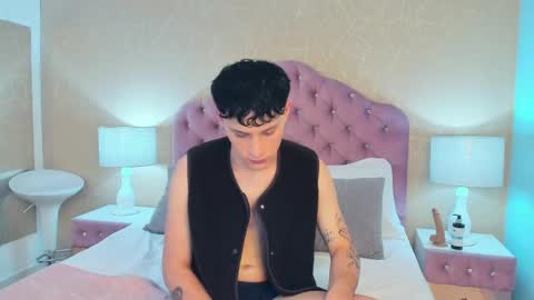 LephyStar online show from 04/25/26, 04:26