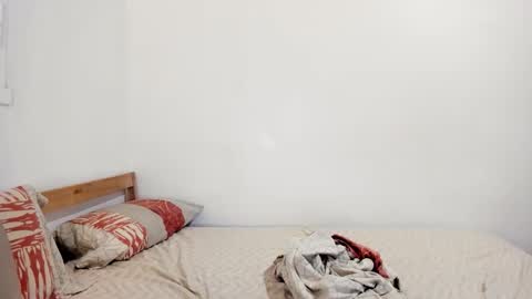 Snapshot of leraimcute chatting on 03/01/26, 03:25 Daniel online show from 03/01/26, 03:25