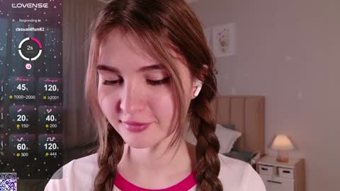 Nicole Moore online show from 02/08/25, 01:44