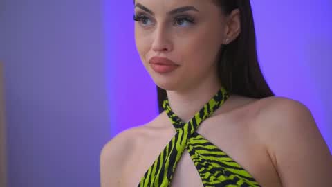 Snapshot of lesaismore chatting on 02/19/25, 02:55 Jessie online show from 02/19/25, 02:55