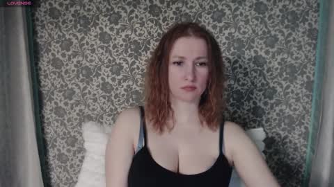 Snapshot of lesanamagic chatting on 02/19/25, 08:31 LesanaMagic online show from 02/19/25, 08:31