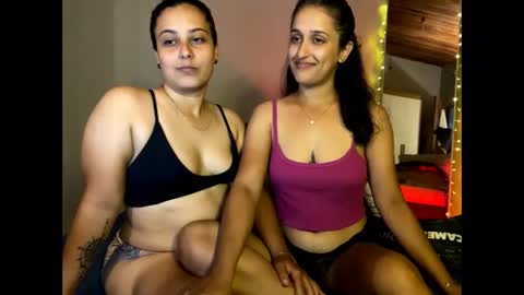 Snapshot of lesbiancouplebrazil2025 chatting on 02/23/26, 06:16 lesbiancouplebrazil2025 online show from 02/23/26, 06:16