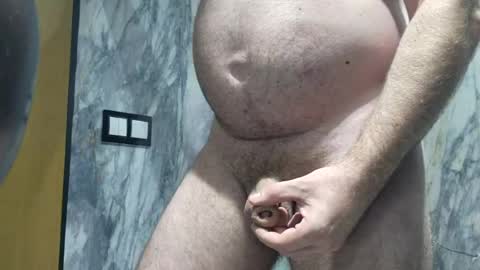 Snapshot of leschatons22 chatting on 07/19/26, 05:22 Chaton online show from 07/19/26, 05:22