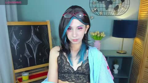 Eveline online show from 04/24/26, 02:03