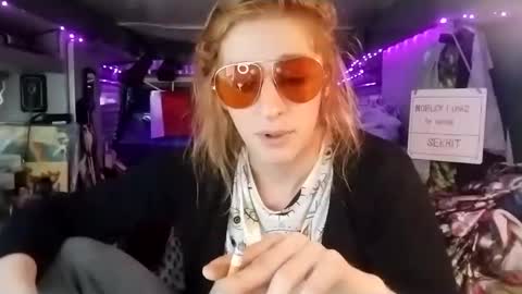 LesleyGumGrass- The Boring Trans girl online show from 03/05/25, 02:23