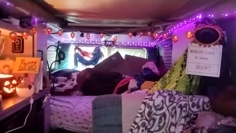 LesleyGumGrass- The Boring Trans girl online show from 09/10/25, 06:41