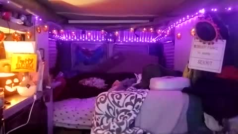 LesleyGumGrass- The Boring Trans girl online show from 09/24/25, 05:33