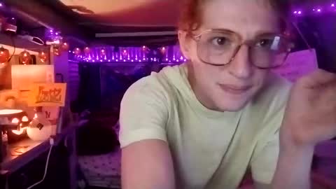 LesleyGumGrass- The Boring Trans girl online show from 09/28/25, 01:55