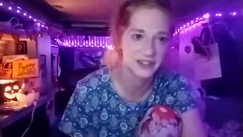 LesleyGumGrass- The Boring Trans girl online show from 10/25/25, 07:05