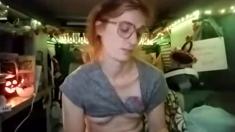 LesleyGumGrass- The Boring Trans girl online show from 11/08/25, 12:22