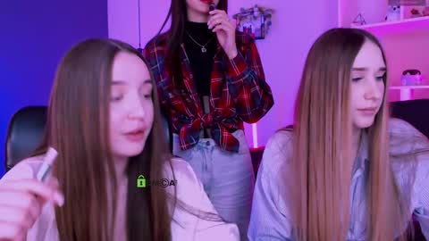 leslie_bird online show from 03/26/26, 10:10