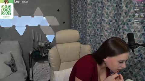 Snapshot of lesliekorfs chatting on 02/28/25, 10:39 LeslieKorfs online show from 02/28/25, 10:39