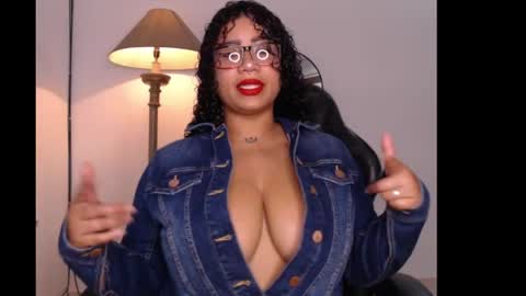 lesly online show from 04/30/26, 02:18