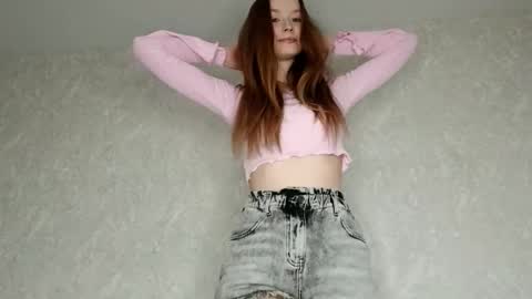 Snapshot of leslyshie chatting on 02/20/26, 06:30 Alice online show from 02/20/26, 06:30