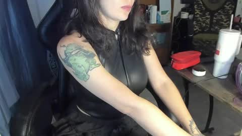 lestatdlion online show from 04/13/26, 12:43