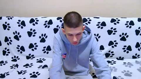 lester_broo online show from 04/04/26, 08:17