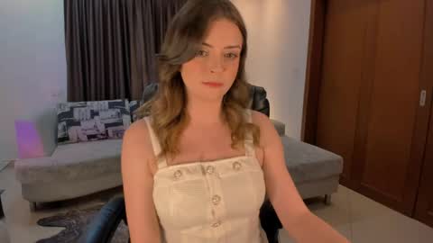 Snapshot of lesya_krutalevich chatting on 06/05/26, 10:37 lesya krutalevich online show from 06/05/26, 10:37