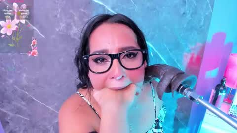 Snapshot of leticia__lyn chatting on 07/11/26, 08:22 leticia online show from 07/11/26, 08:22