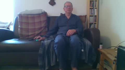 Snapshot of letmestrip chatting on 02/02/25, 10:35 paul online show from 02/02/25, 10:35