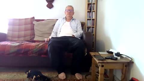 Snapshot of letmestrip chatting on 09/09/25, 08:36 paul online show from 09/09/25, 08:36