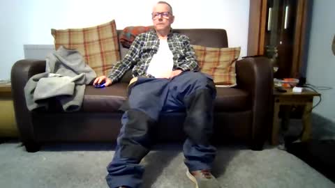 Snapshot of letmestrip chatting on 01/07/26, 12:46 paul online show from 01/07/26, 12:46