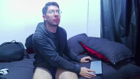 Torres online show from 04/23/26, 11:18