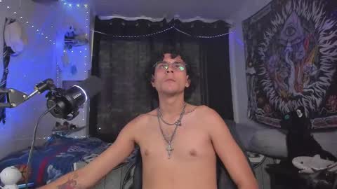 Snapshot of letrip__ chatting on 12/13/24, 03:00 letrip online show from 12/13/24, 03:00