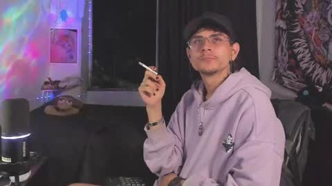 Snapshot of letrip__ chatting on 01/13/25, 05:01 letrip online show from 01/13/25, 05:01