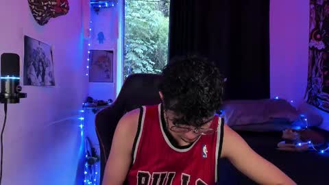 Snapshot of letrip__ chatting on 03/12/25, 12:15 letrip online show from 03/12/25, 12:15