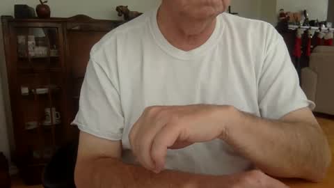 Snapshot of letscum2gether0 chatting on 12/10/24, 02:06 letscum2gether0 online show from 12/10/24, 02:06