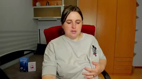 Naomi online show from 05/29/26, 07:06