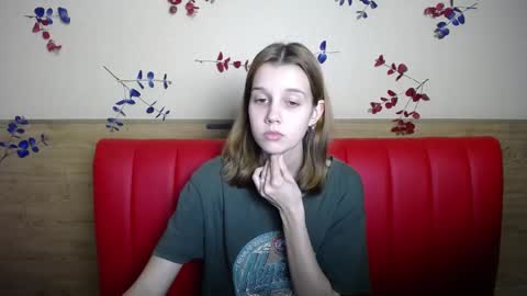 letty_curly online show from 12/14/24, 12:33